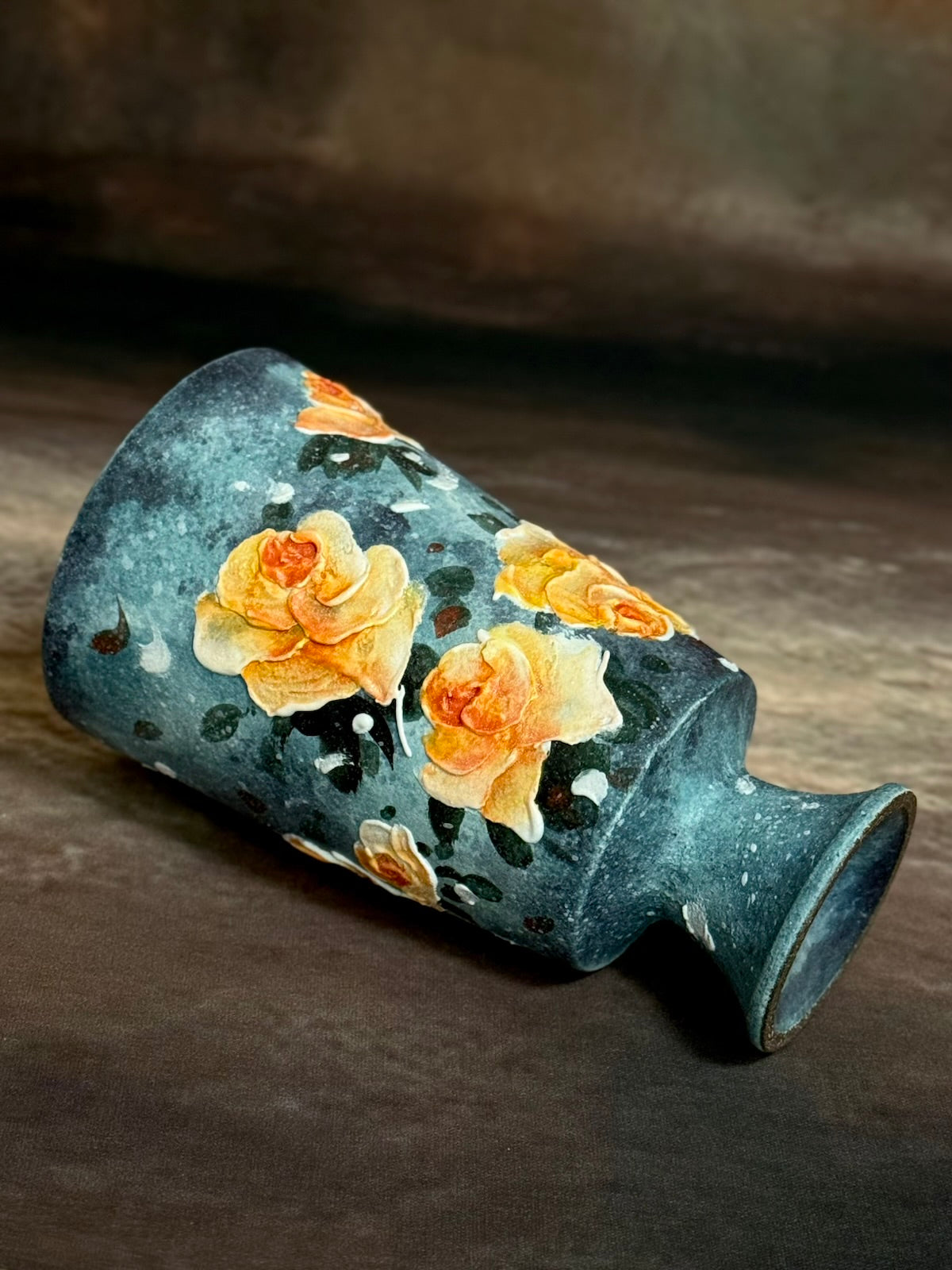 Starry Wild & Apricot Rose Pedestal Mug
