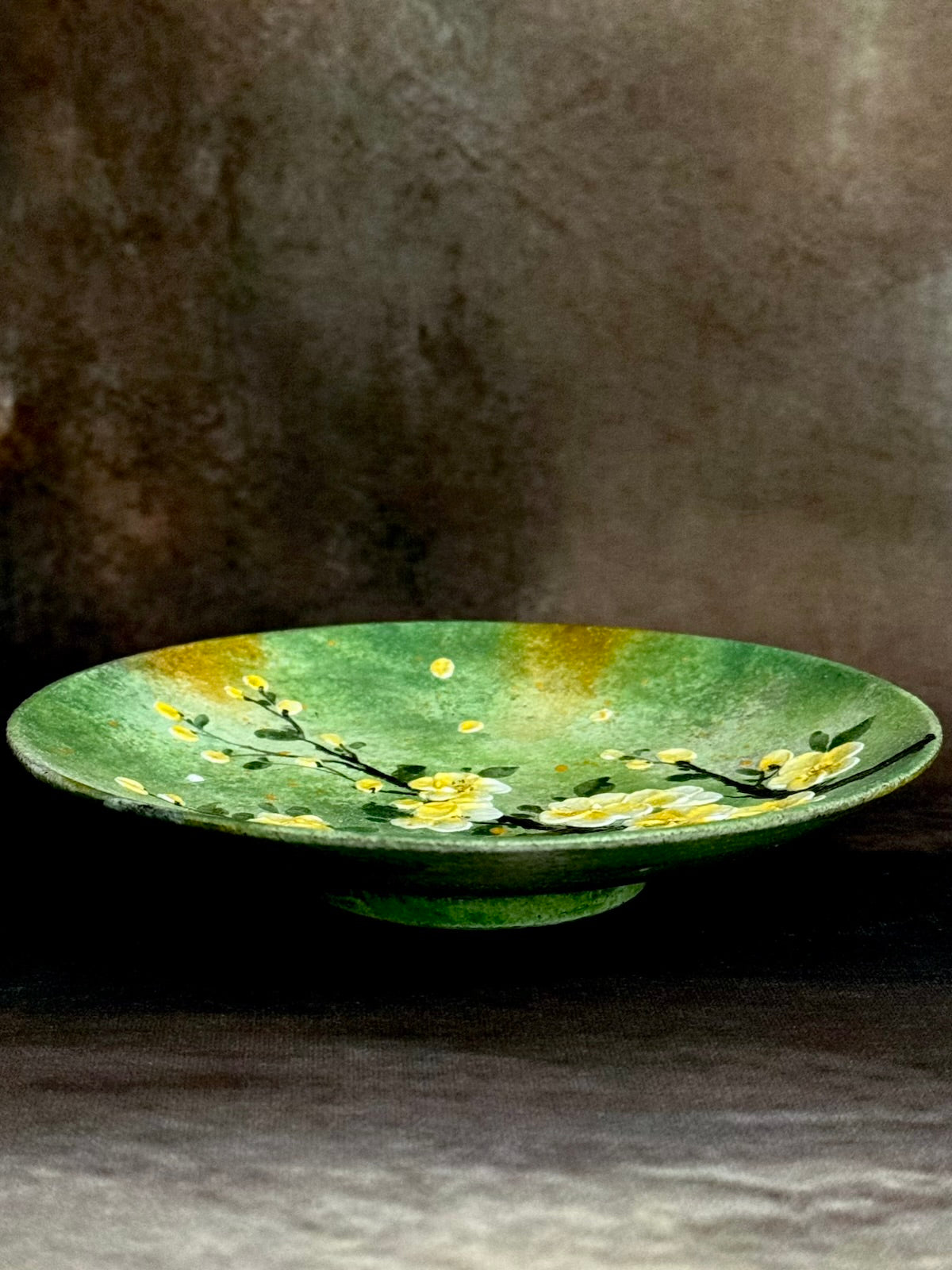 Winter Dawn Yellow Plum Plate