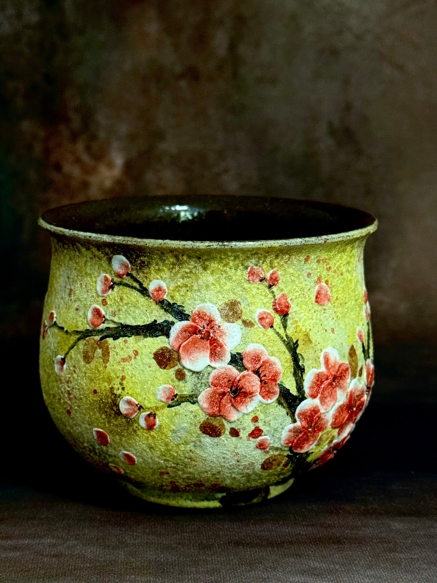 Gilded Dusk & Crimson Sprig Handheld Cup