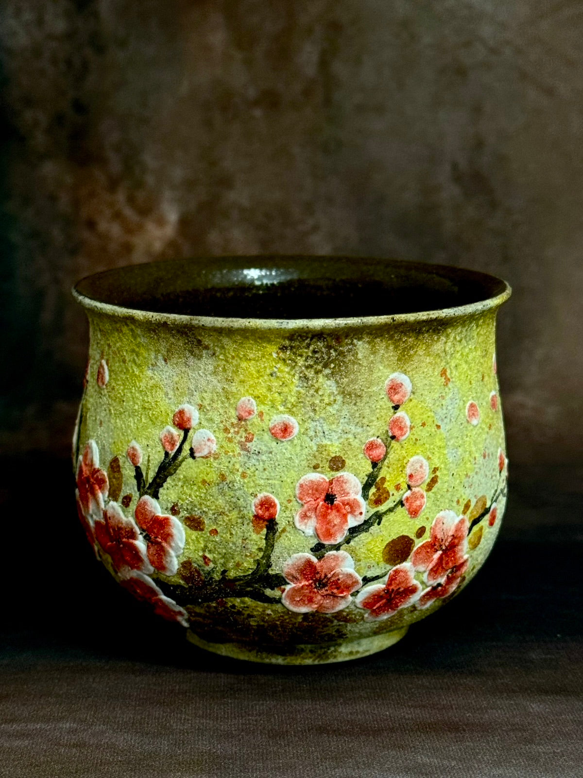 Gilded Dusk & Crimson Sprig Handheld Cup