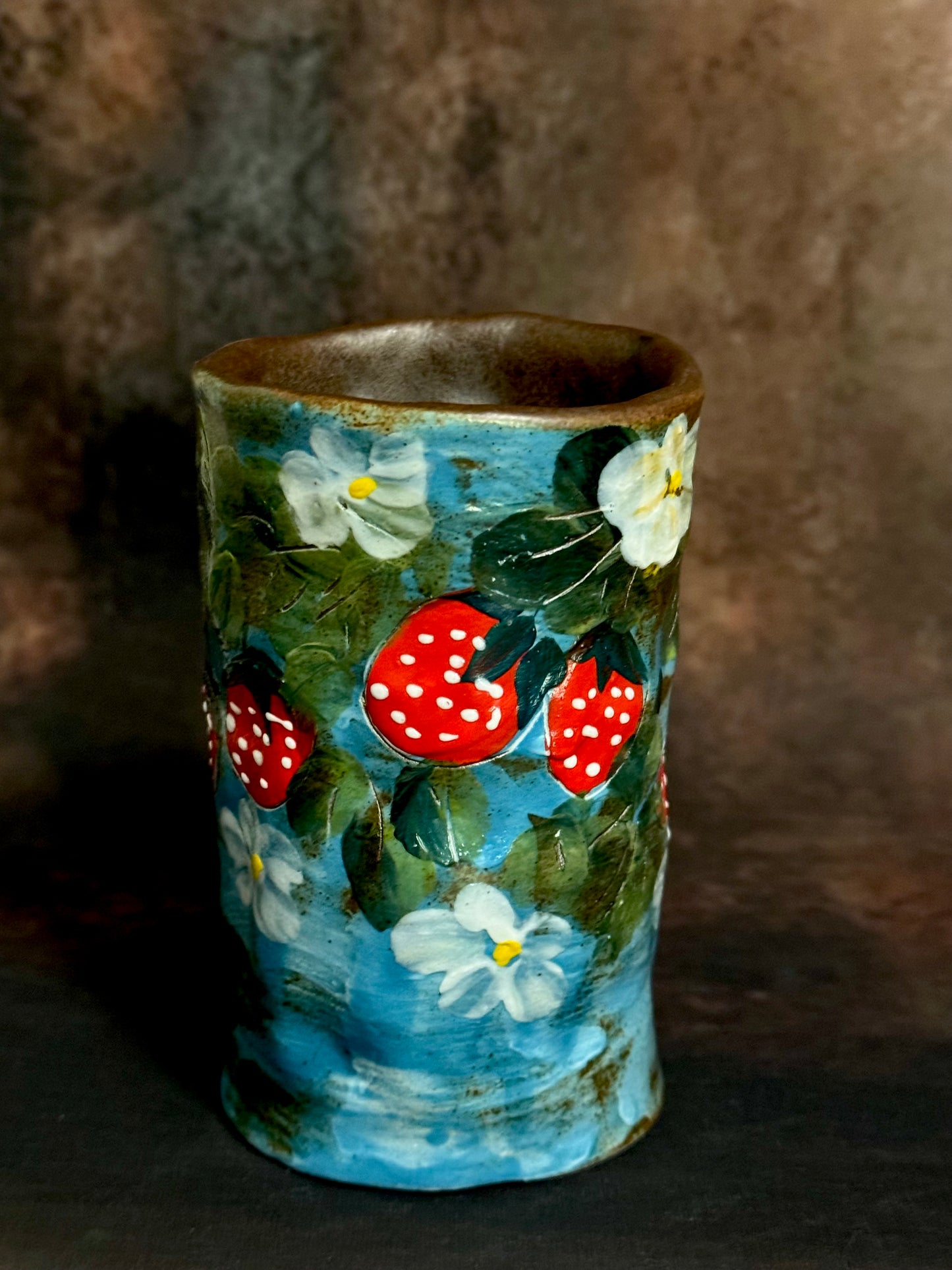 Wild Berry Grove Small Hand Cup