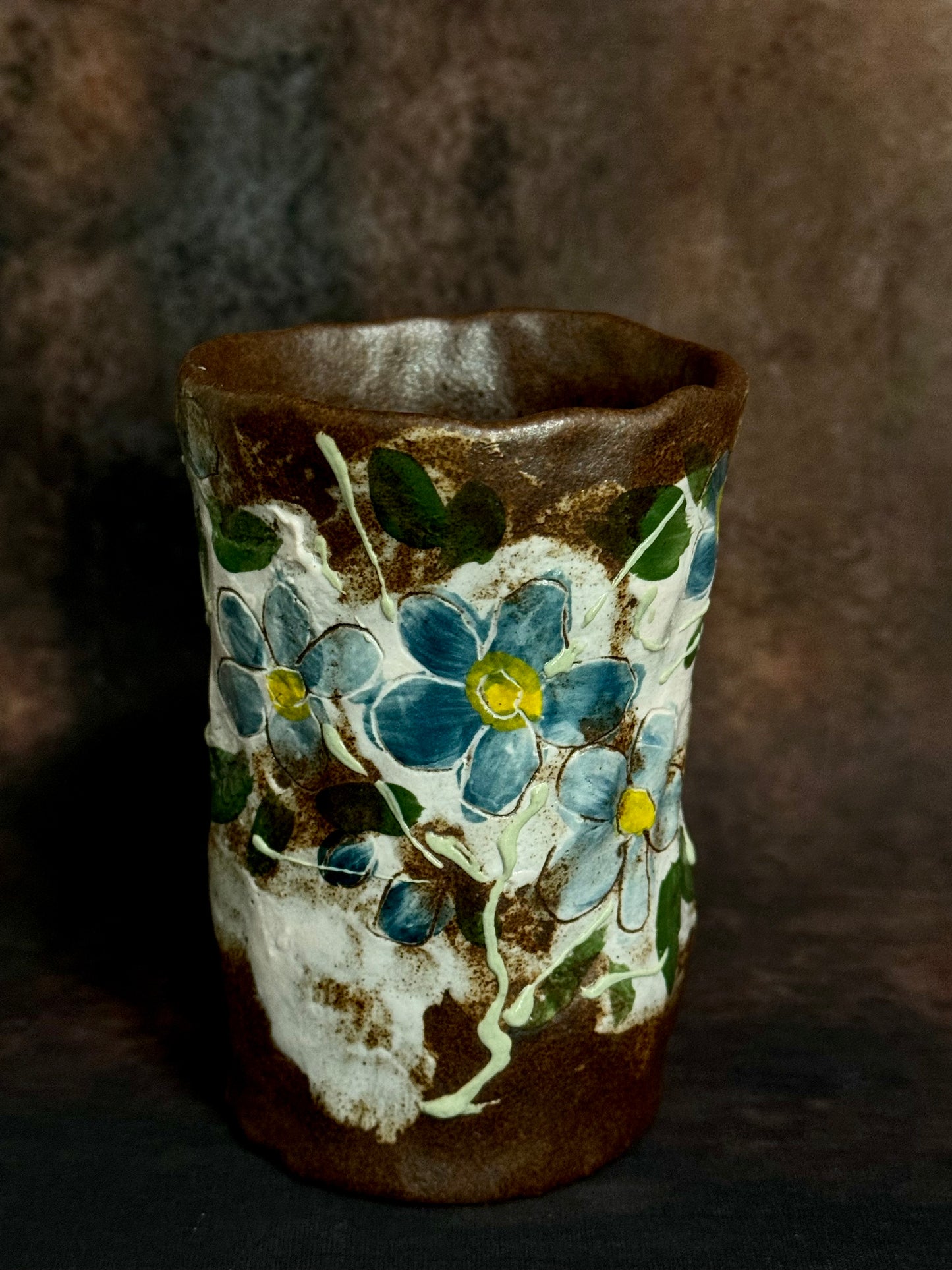 Stone Wall Forget-Me-Not Handheld Cup