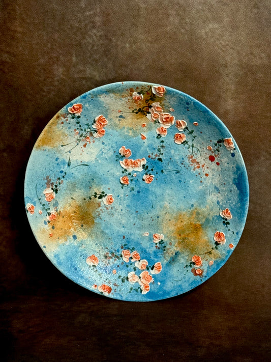 Vintage Azure Wall & Climbing Briar Plate