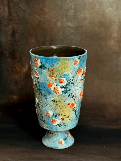 Vintage Azure Wall & Climbing Briar Tall Pedestal Mug