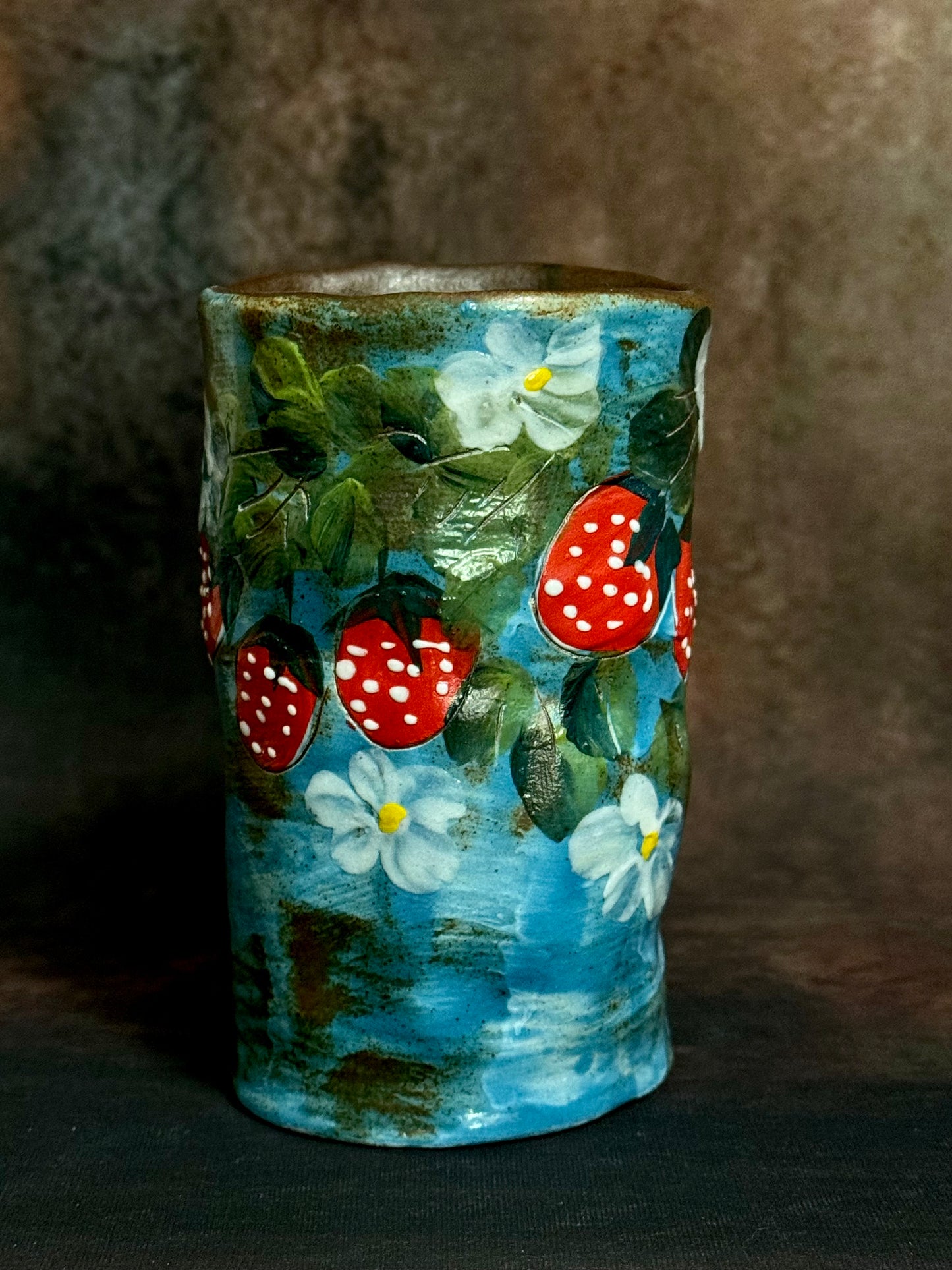 Wild Berry Grove Small Hand Cup