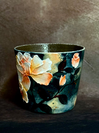 Dusk Shadow & Apricot Rose Hand Cup