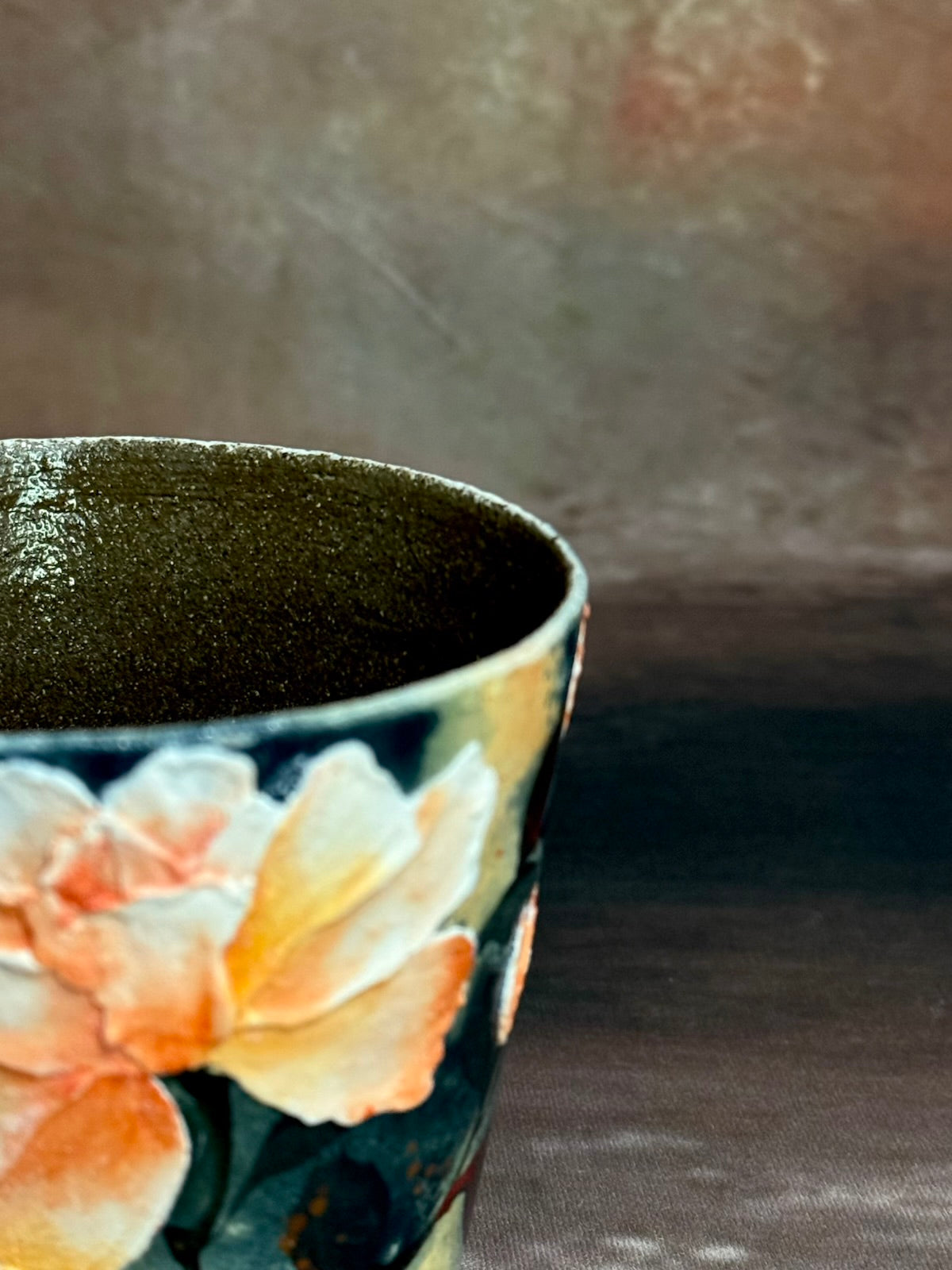 Dusk Shadow & Apricot Rose Hand Cup