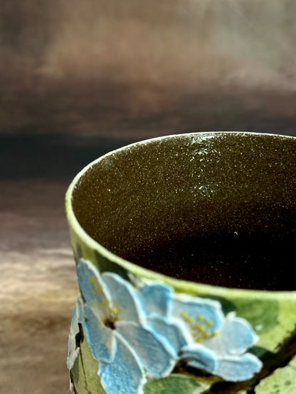 Nordic Myosotis Handheld Cup