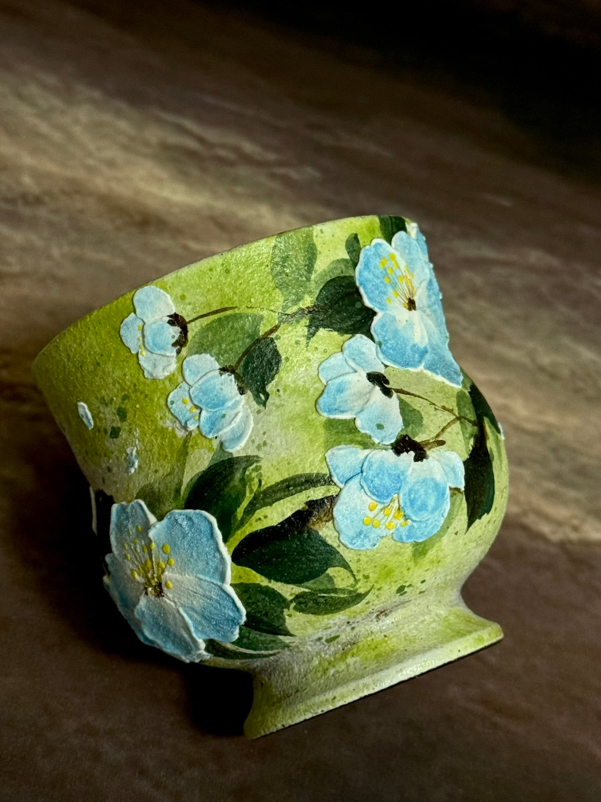 Nordic Myosotis Handheld Cup
